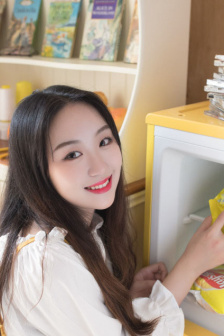 特殊女子监狱有2个版本